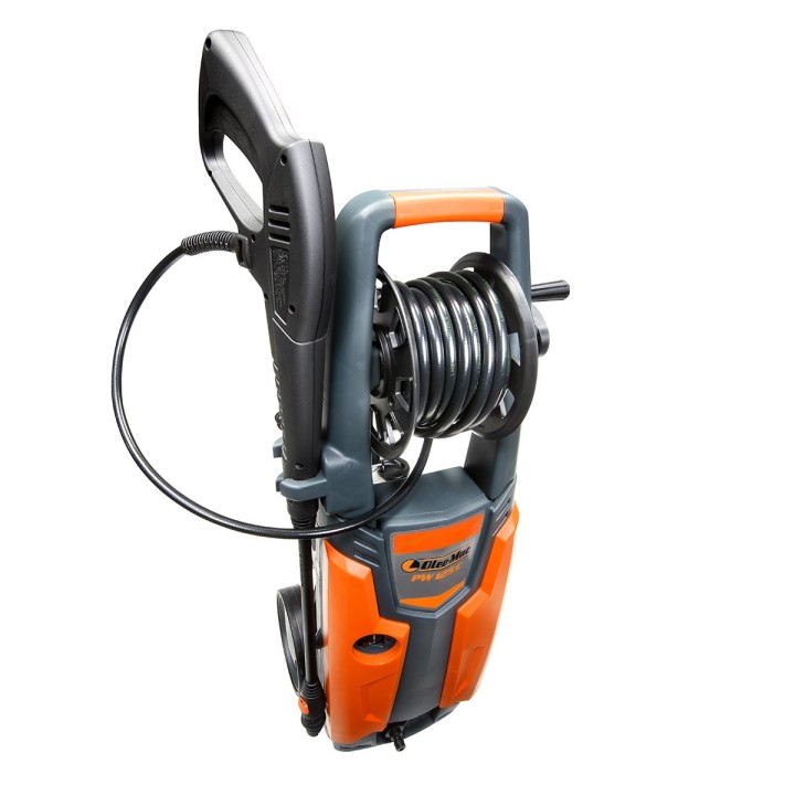 Hidrolimpiadora eléctrica de agua fría OLEOMAC PW 125 C 150 bar capacidad 500 L/h | Newgardenmac.com