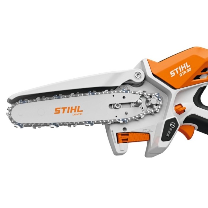 Potatore a batteria STIHL GTA30 tensione 22V lunghezza barra 15cm | Newgardenmac.com