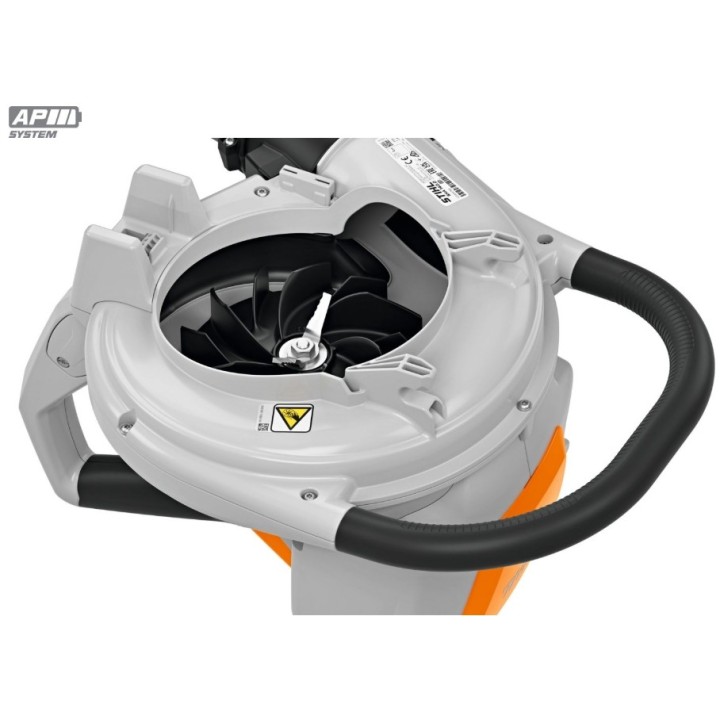 STIHL SHA 140 36V battery-powered shredder/vacuum cleaner with 55 L collection basket | Newgardenmac.com