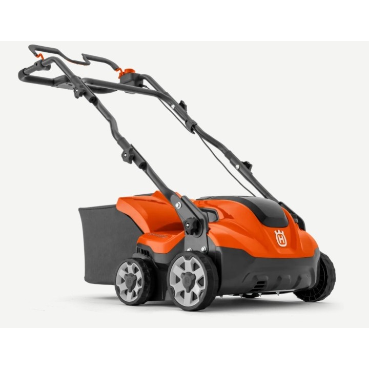 HUSQVARNA S138i battery-powered lawn scarifier, working width 37.5 cm | Newgardenmac.com