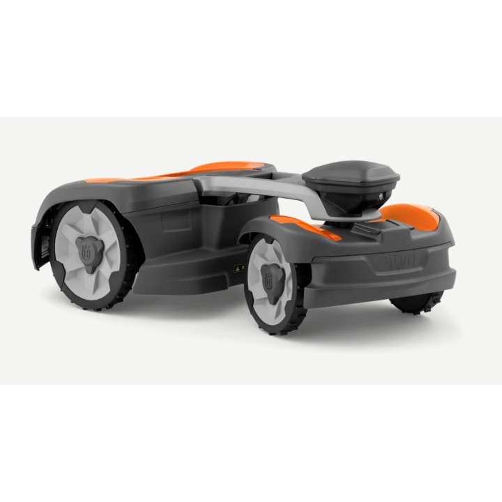 HUSQVARNA AUTOMOWER 535AWDEPOS 6000m2 articulated professional robot lawnmower | Newgardenmac.com