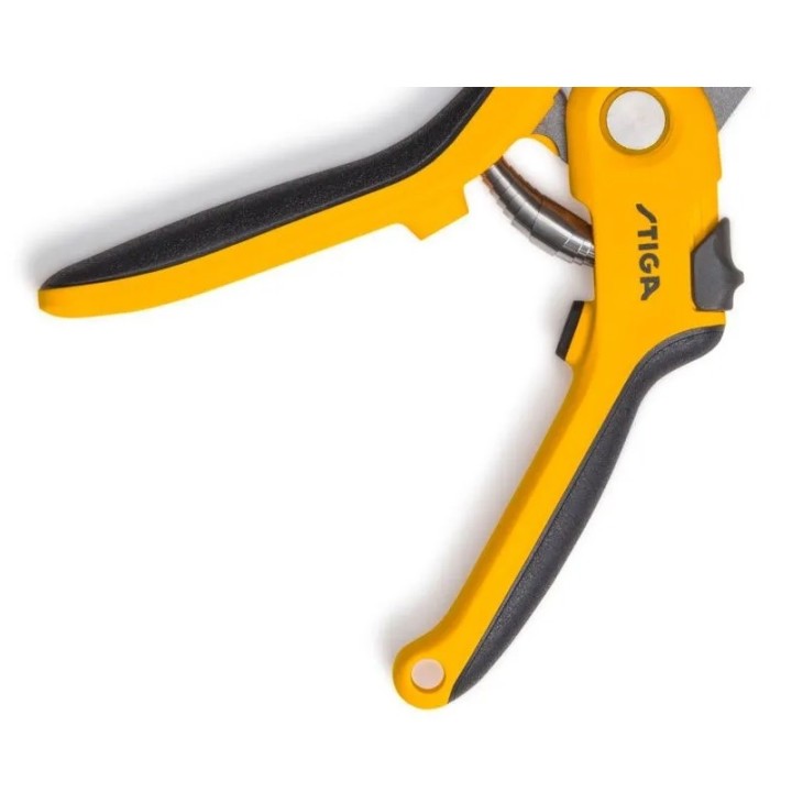Sécateur à lames croisées STIGA, diamètre de coupe max. 24 mm, poignée ergonomique | Newgardenmac.com