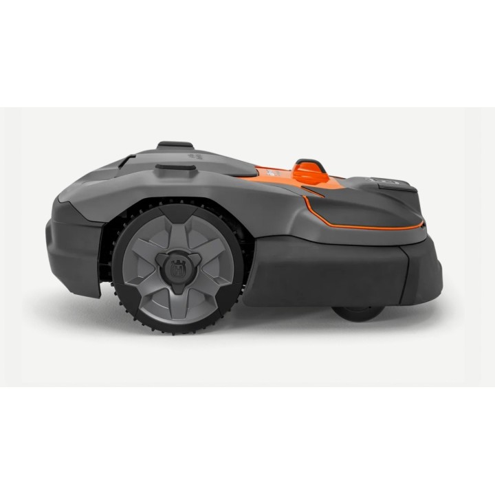 HUSQVARNA AUTOMOWER 580LEPOS 16000mq Vision Ai robot cortacésped profesional | Newgardenmac.com