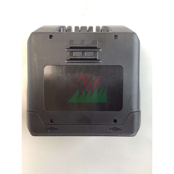 Batteria agli ioni di litio STIHL AK20 36V 2Ah con indicatore LED motosega decespugliatore | Newgardenmac.com