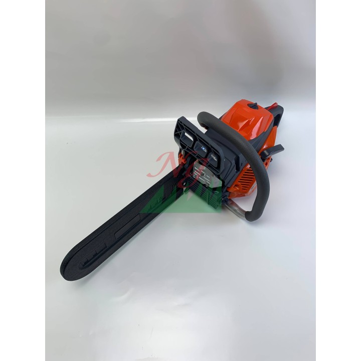 OLEOMAC GSH370 Benzin-Kettensäge, 35,2 cm³, 35 cm Schwert, Oregon 3/8" x 0,50" Kette | Newgardenmac.com